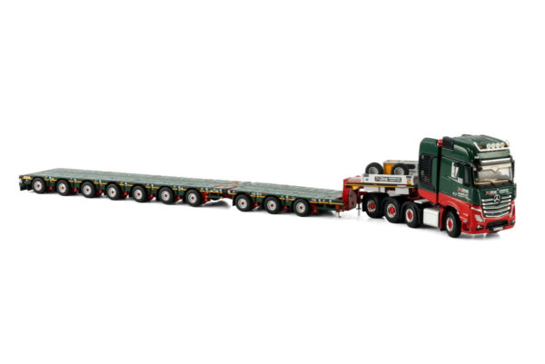 Kahl -  3+7 MANOOVR with Mercedes Actros MP5 SLT Gigaspace 8x4