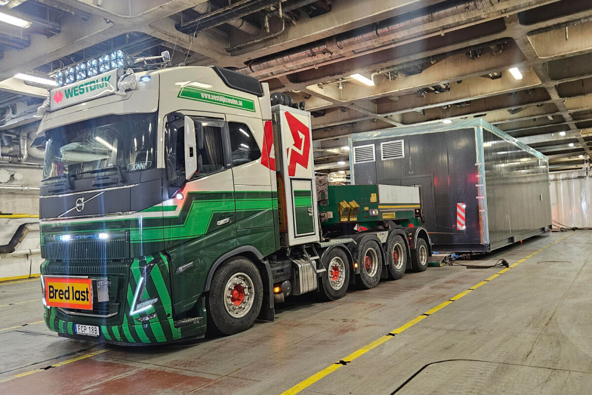 PRE-ORDER: Westdijk – EURO-PX 4-axle with Volvo FH5 8x4