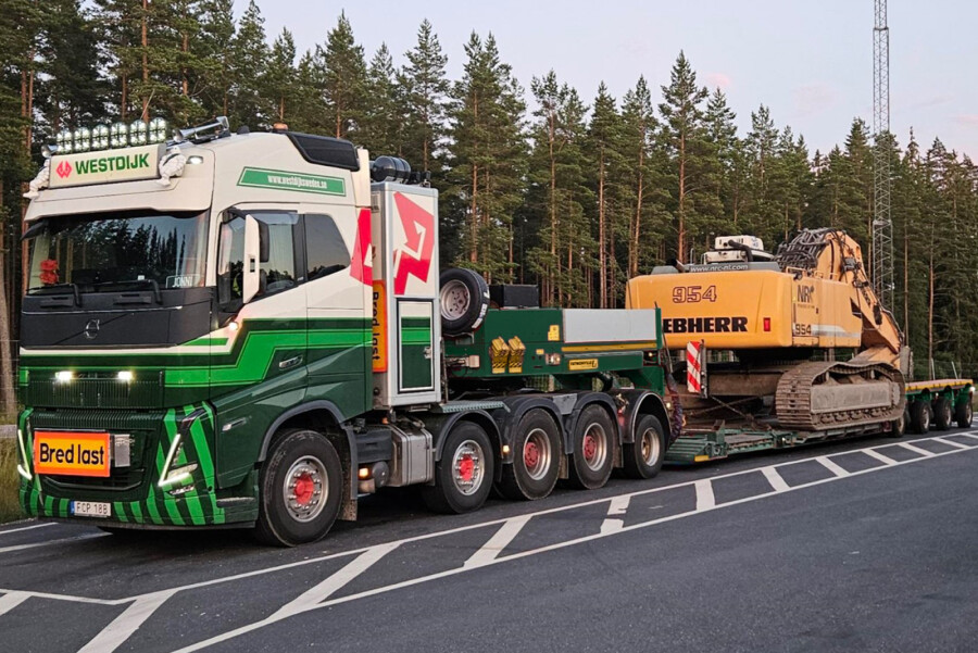 PRE-ORDER: Westdijk – EURO-PX 4-axle with Volvo FH5 8x4